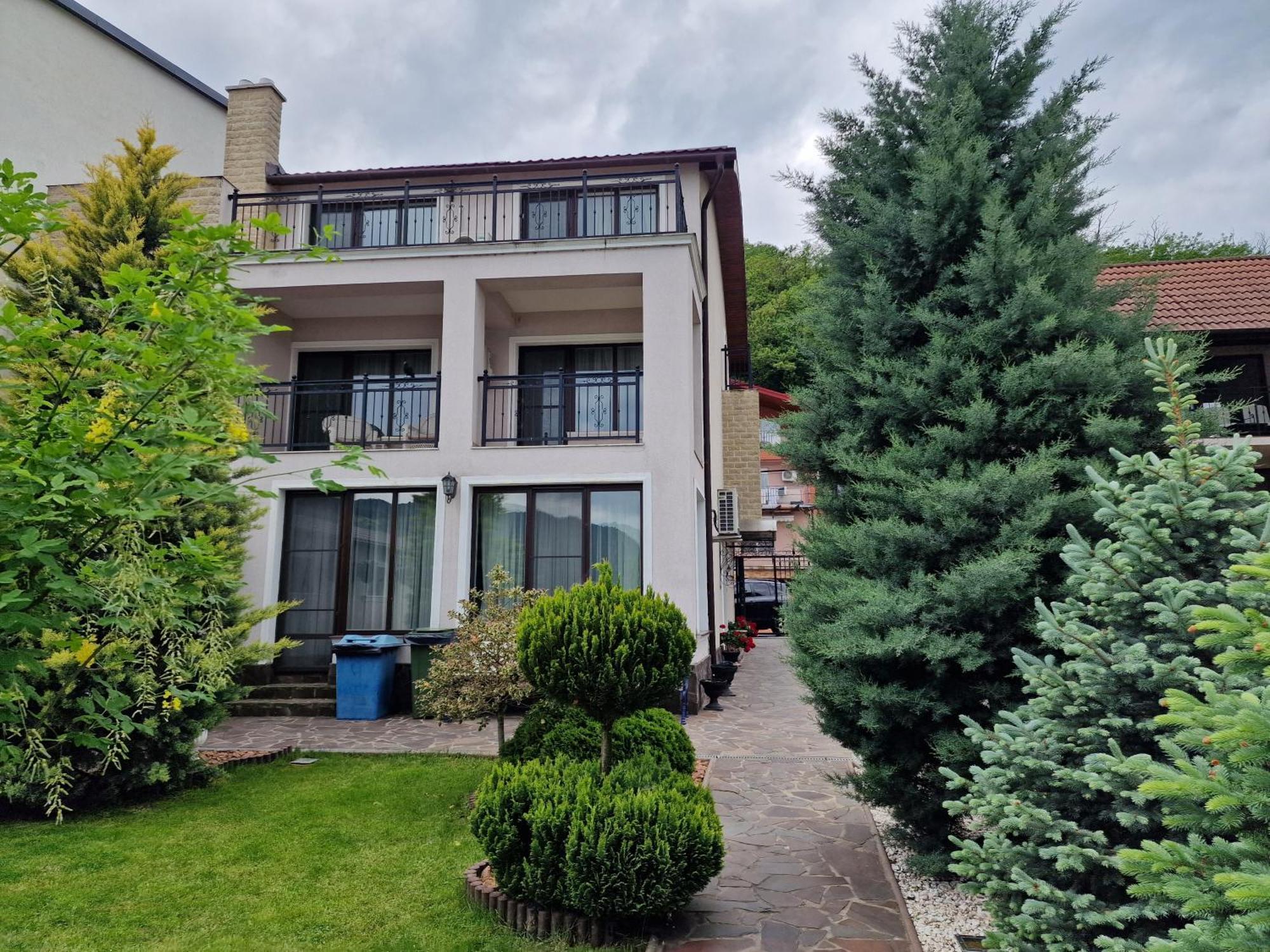 Отель Casa Andrei Оршова Экстерьер фото