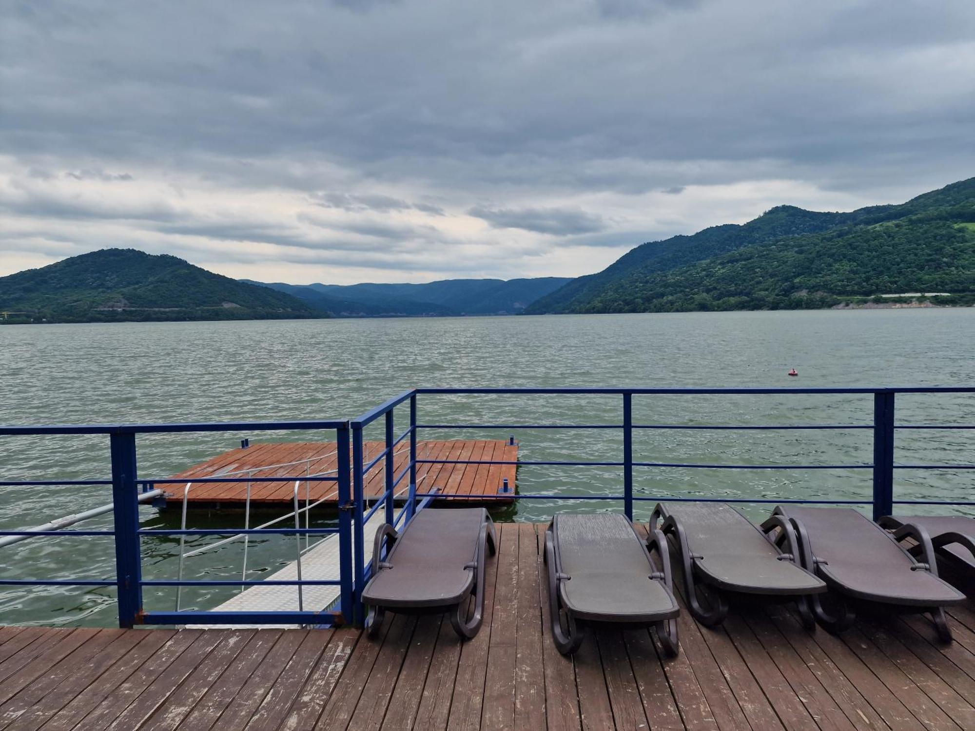 Отель Casa Andrei Оршова Экстерьер фото