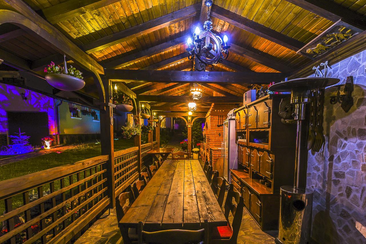 Отель Casa Andrei Оршова Экстерьер фото